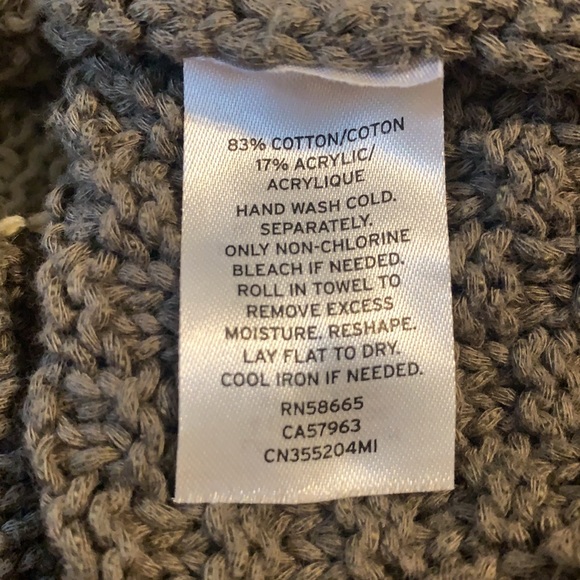 Caslon army green and white sweater. Size Medium - Picture 7 of 7